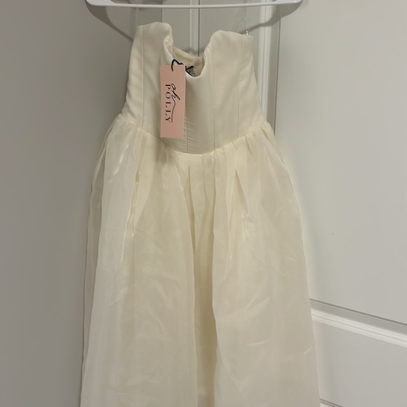 Oh Polly dress - Picture 3 of 4